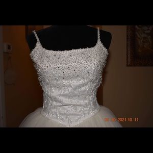 Demetrios Wedding Gown RN98249